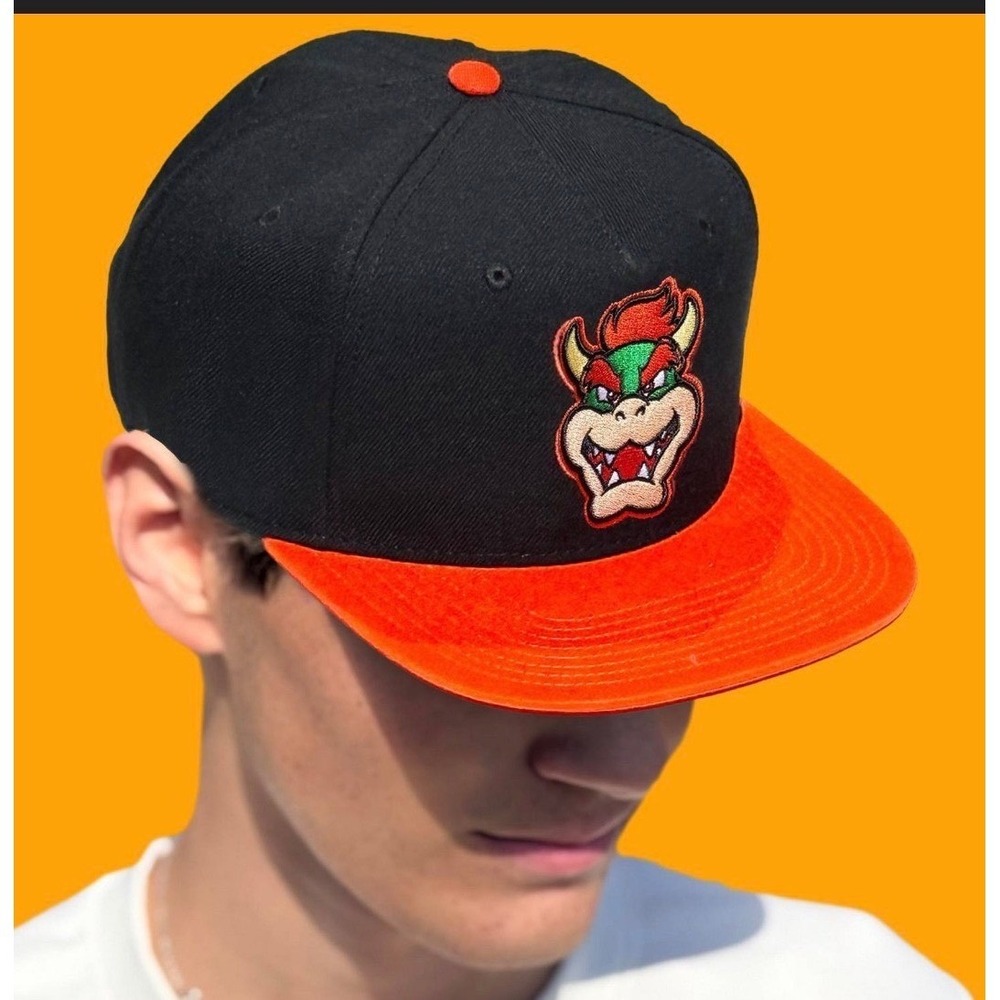 Nintendo Super Mario Bowser Snapback Hat Unisex Black Orange New without tags